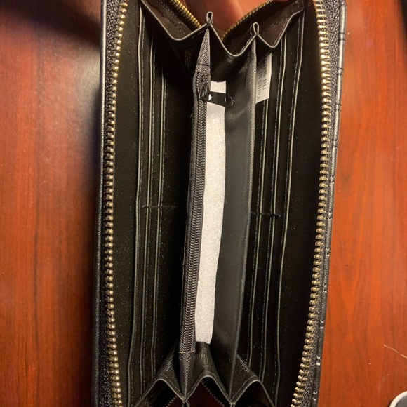 NEW Women's Wallet Zip Around Black - Picture 3 of 3